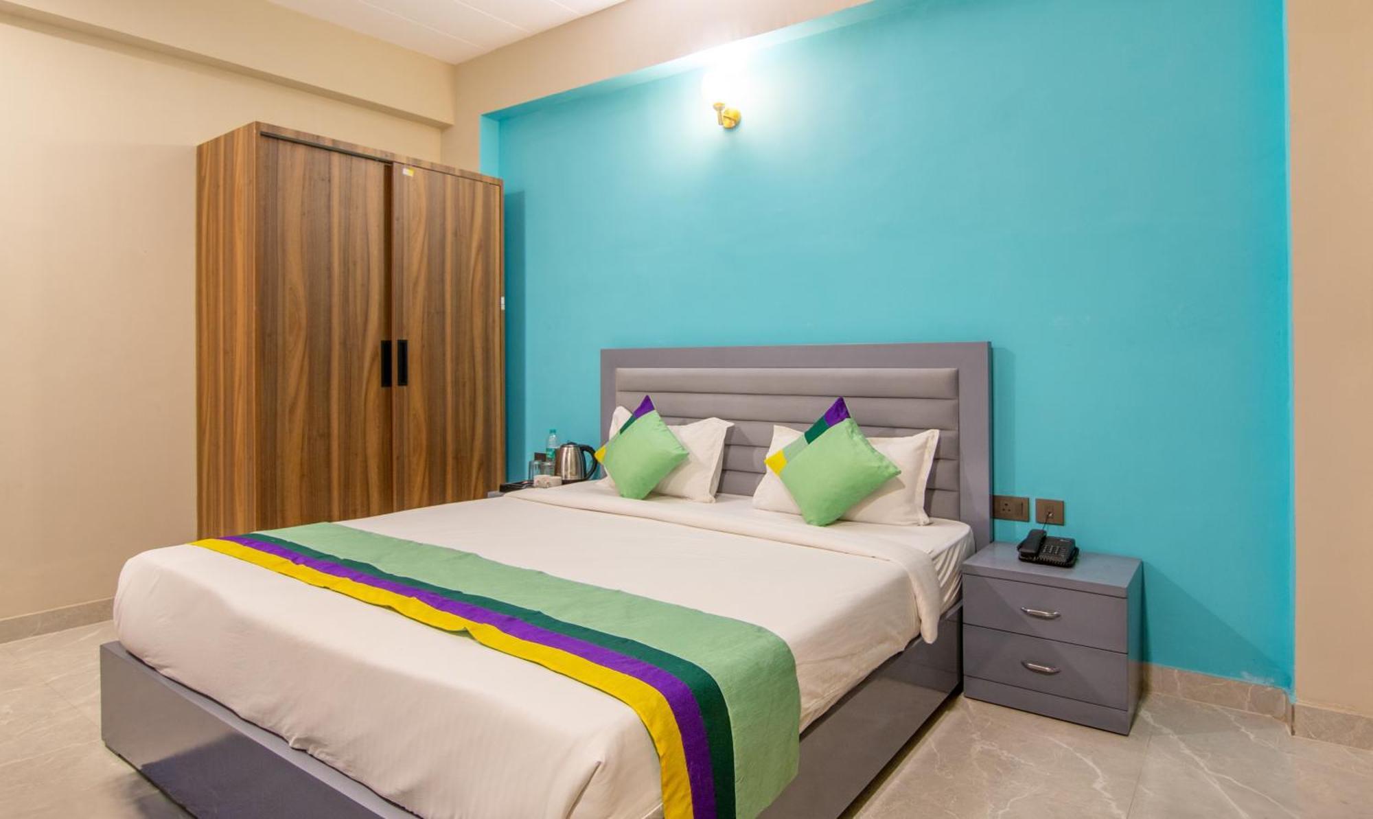 Hotel Treebo Elite Corporate, Sector 62 Noida Zewnętrze zdjęcie