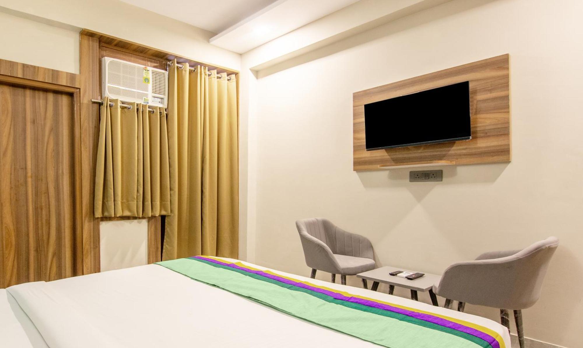 Hotel Treebo Elite Corporate, Sector 62 Noida Zewnętrze zdjęcie