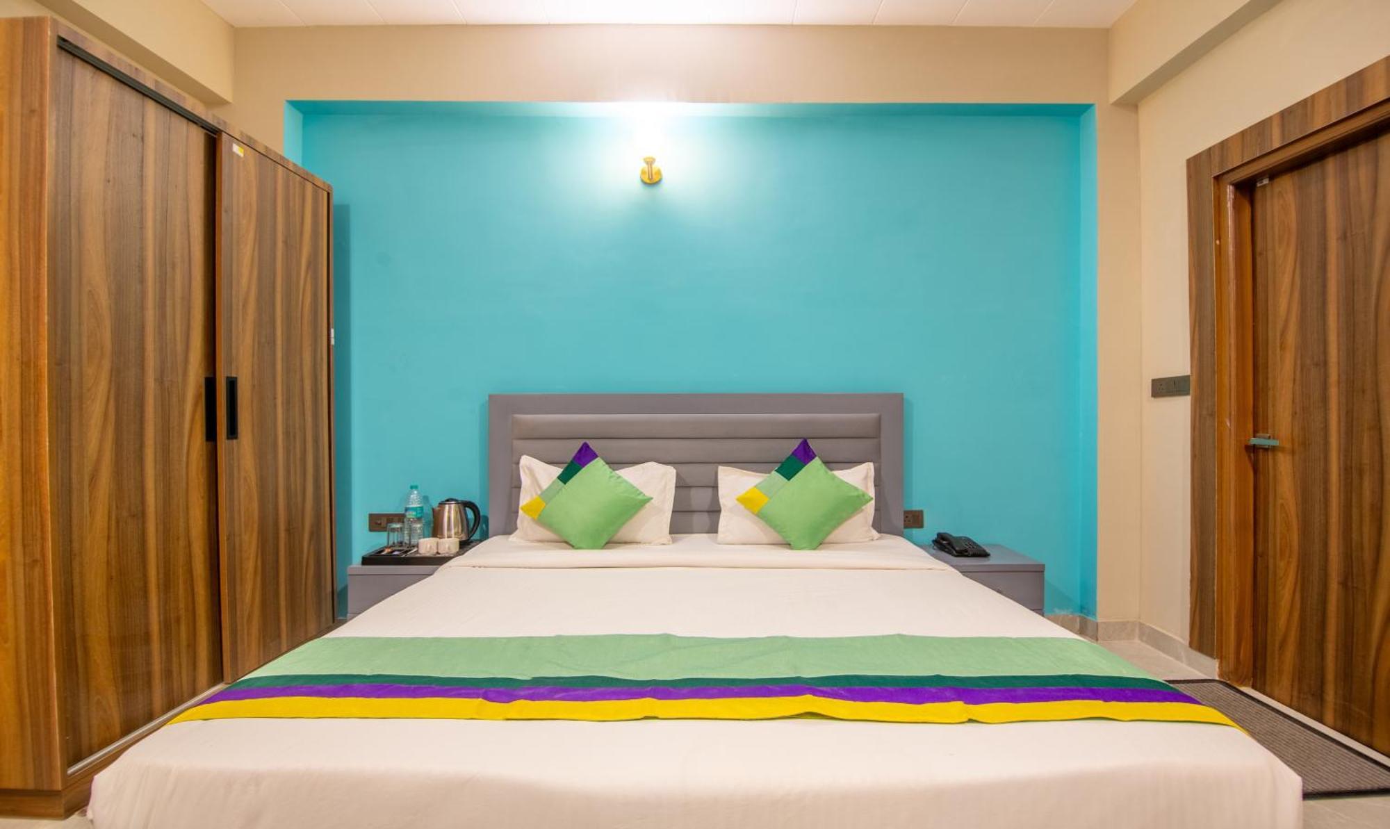 Hotel Treebo Elite Corporate, Sector 62 Noida Zewnętrze zdjęcie