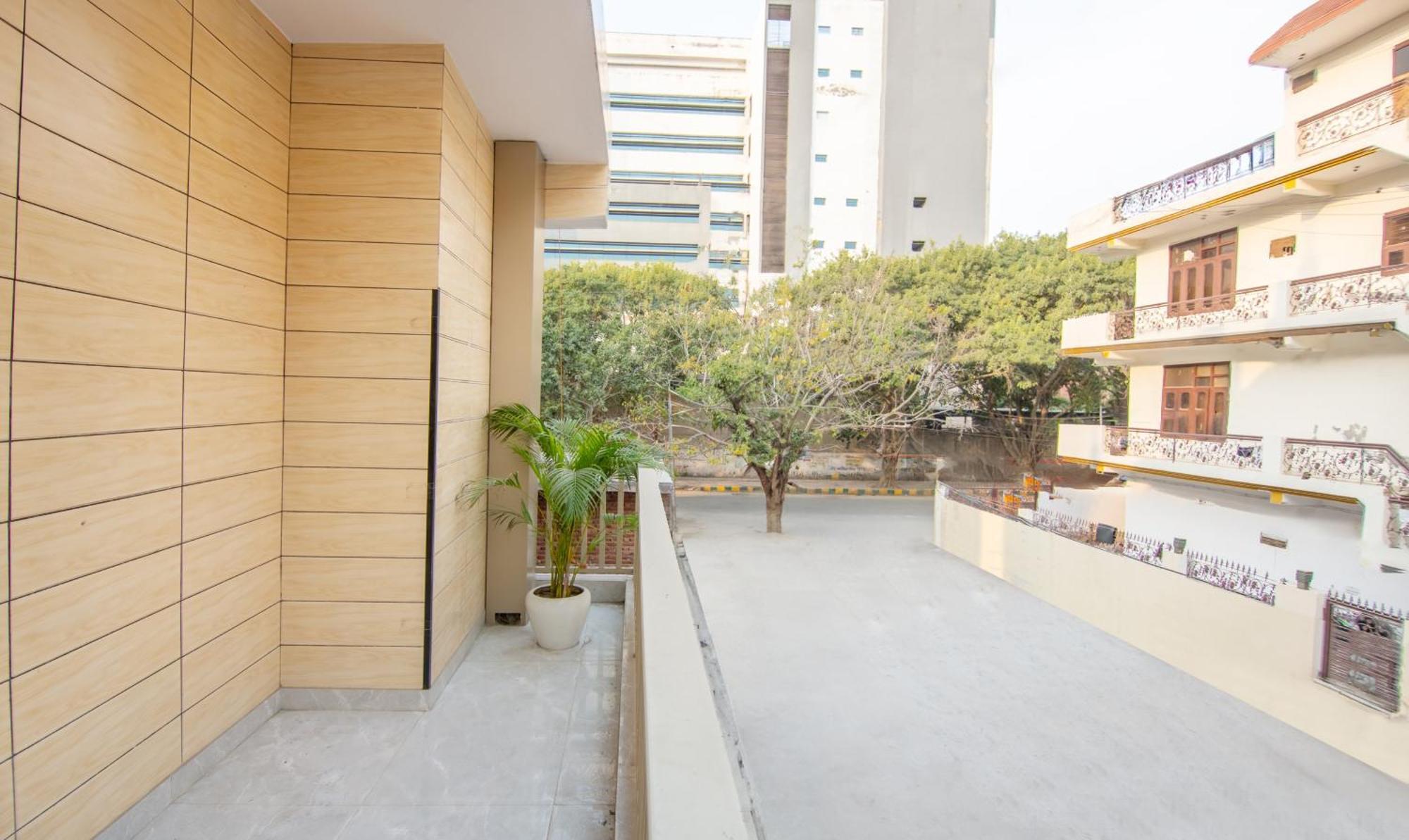 Hotel Treebo Elite Corporate, Sector 62 Noida Zewnętrze zdjęcie